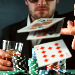 Покер — это искусство стратегии и азартного волнения